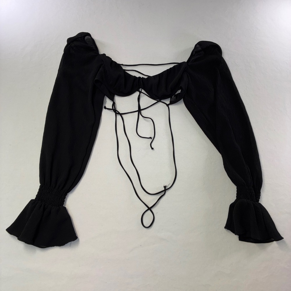 621 Boho White Fox Cropped Tie Back Top XS Black Ruffle Sleeve